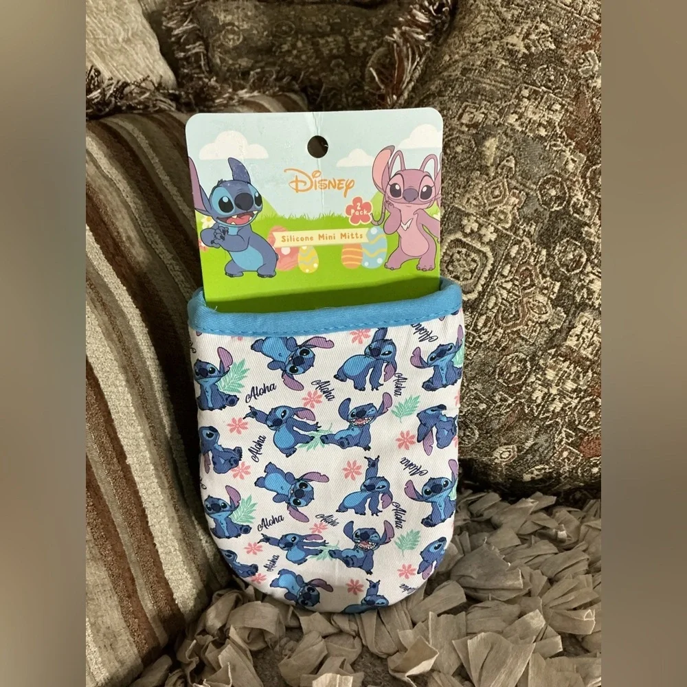 Disney Blue and Pink Mittens - Magical Stitch Accessories